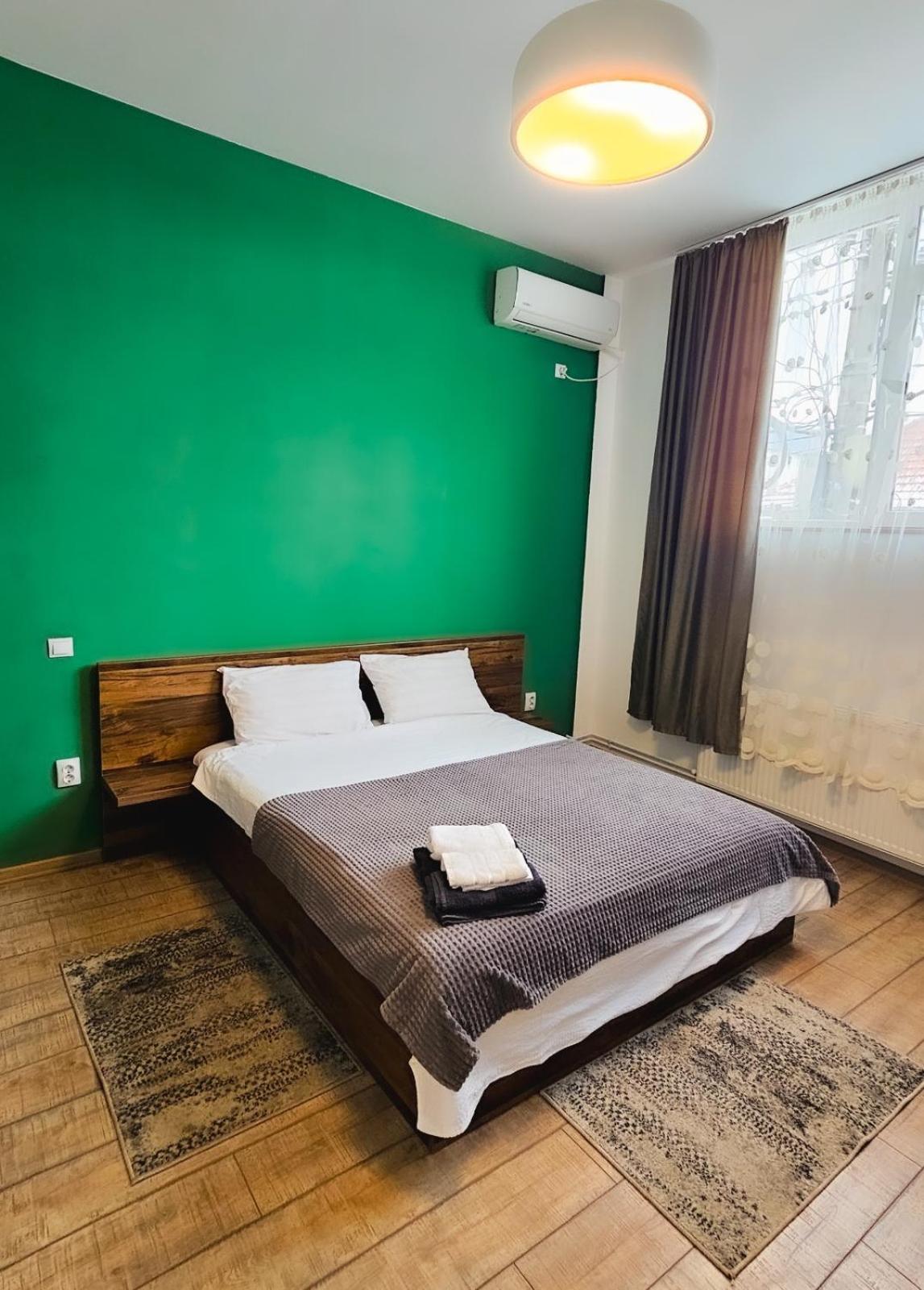 Neva Apartments Făgăraş Buitenkant foto