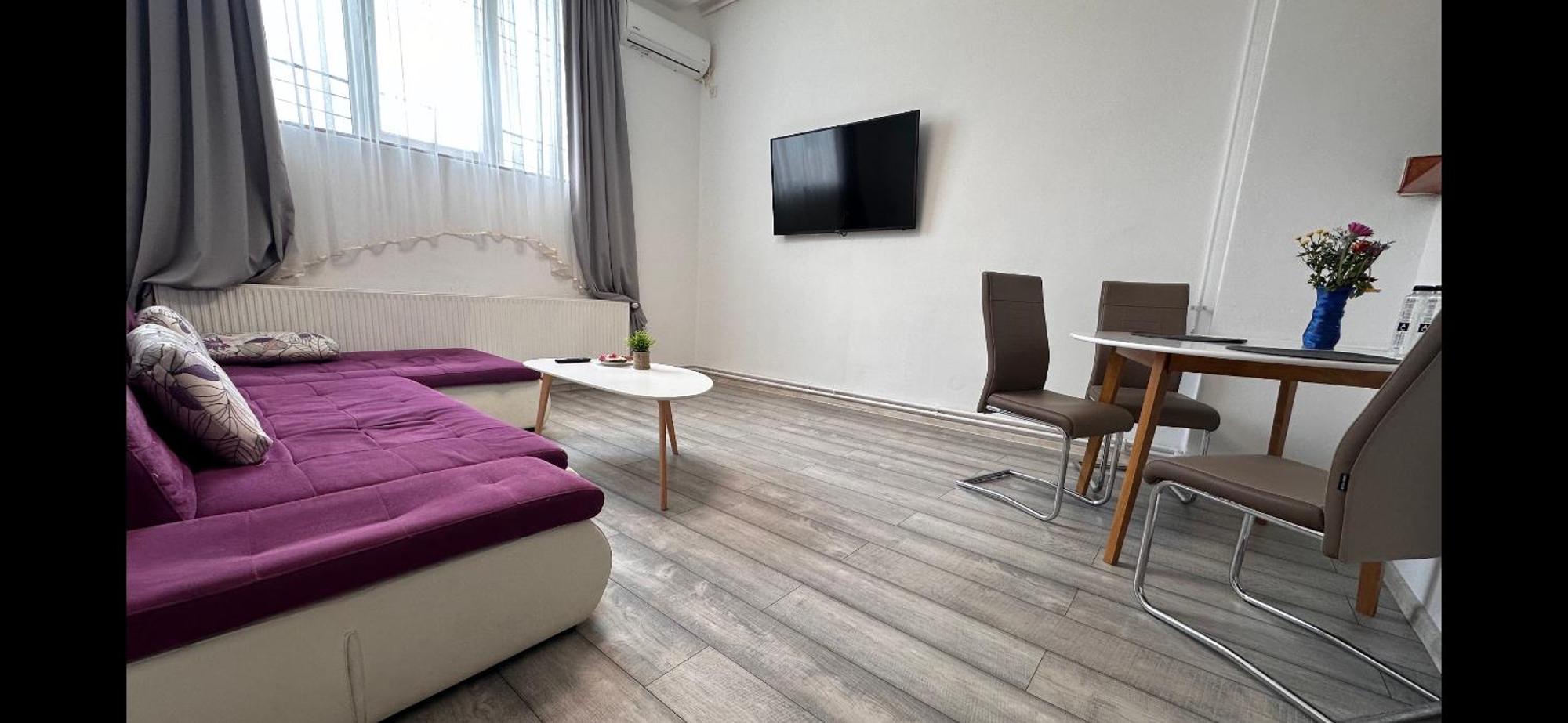 Neva Apartments Făgăraş Buitenkant foto